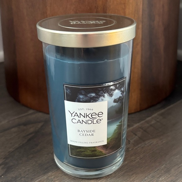 Yankee Candle Bayside Cedar,1 wick,fresh clean scent,mandarin,amber,grapefruit + - Picture 1 of 4